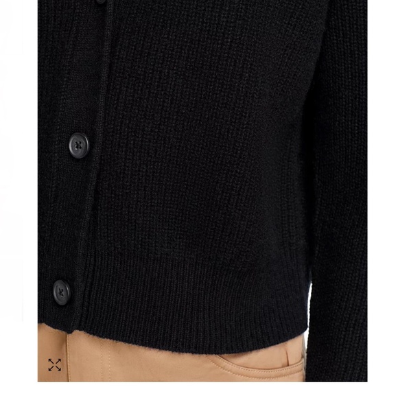 Luxurious 100% Cashmere V-Neck Novelty Stitch Cardigan By Aqua in Black - Picture 6 of 8
